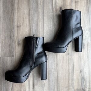 BRAND NEW Mix No. 6 Chunky Platform Heels